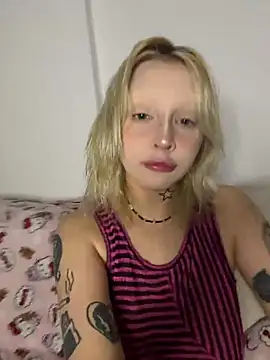 urlittlebaby666 online show from 02/27/26, 07:24