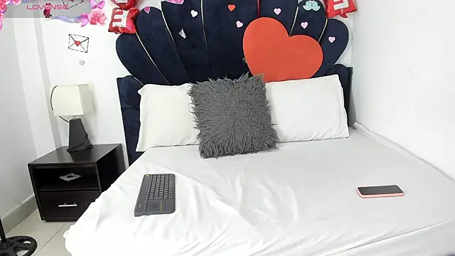 Snapshot of Greycy-and-Jack chatting on 02/28/26, 03:00 Greycy-and-Jack online show from 02/28/26, 03:00