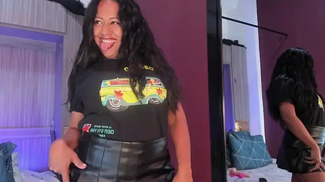 AllieBennet online show from 04/21/26, 07:42