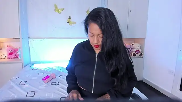 AllieBennet online show from 04/08/26, 08:43