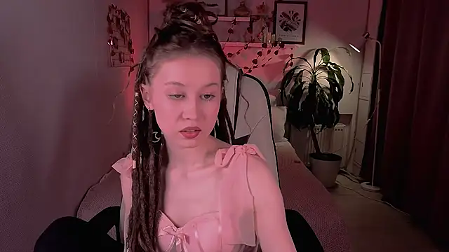 tsunamy pink online show from 02/20/26, 02:41