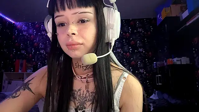 Snapshot of Luna_Sohotti chatting on 02/25/26, 03:12 Luna Sohotti online show from 02/25/26, 03:12