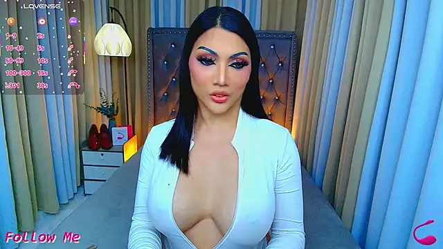 Laureen Hilton online show from 04/06/26, 03:02