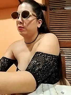 Lucia queen online show from 06/06/26, 03:34