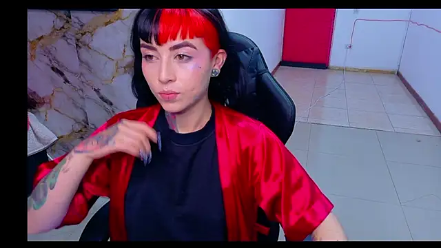 Snapshot of nova_kitttyy chatting on 02/20/26, 06:26 nova kitttyy online show from 02/20/26, 06:26