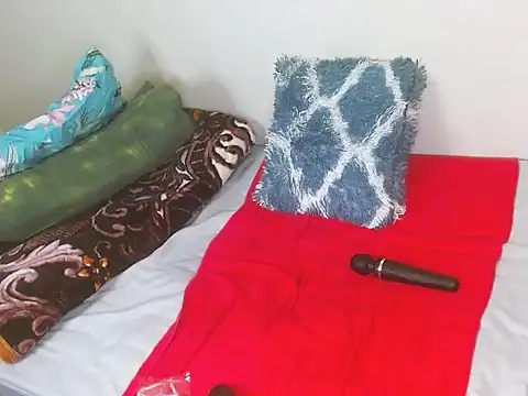 ChocoSlenderXXX online show from 04/05/26, 05:08