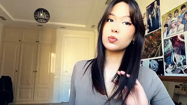 HannaOreo online show from 05/12/26, 08:21