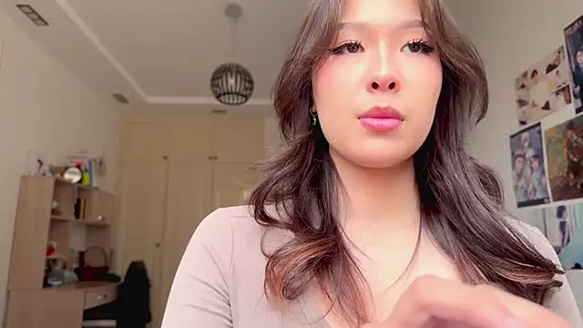 HannaOreo online show from 04/13/26, 07:34