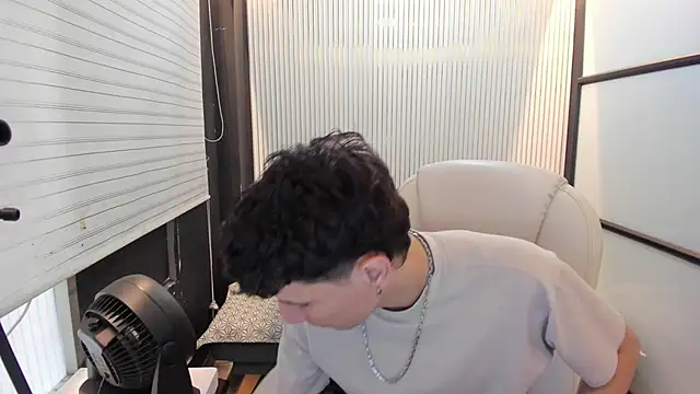 Angel St1 online show from 04/16/26, 12:17