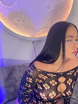 Snapshot of MegannNoireX chatting on 03/18/26, 01:42 MegannNoireX online show from 03/18/26, 01:42