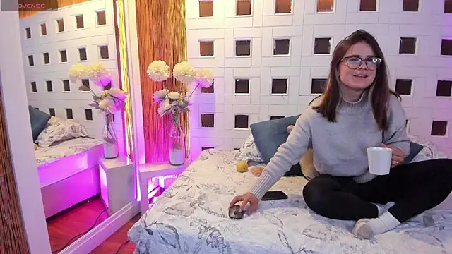 aleessiia online show from 03/04/26, 12:57