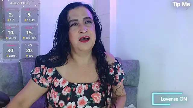 Snapshot of Annita_sex69 chatting on 03/27/26, 01:12 Annita sex69 online show from 03/27/26, 01:12