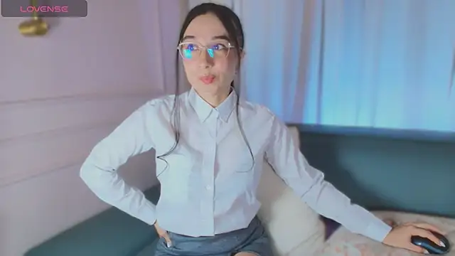 Dorothy valerisse online show from 04/10/26, 10:33