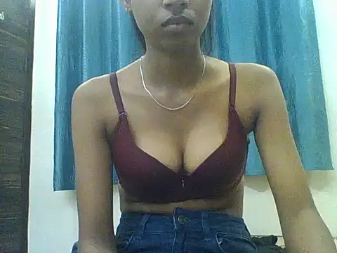 Rani1993 online show from 04/14/26, 06:13