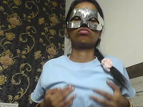 Snapshot of Rani1993 chatting on 02/28/26, 08:14 Rani1993 online show from 02/28/26, 08:14