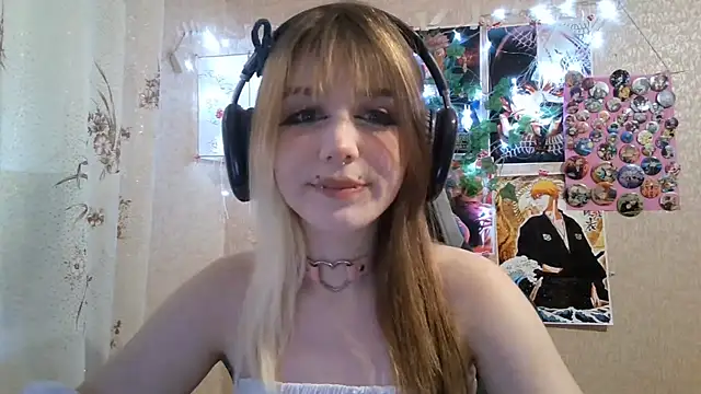 Snapshot of MilaTyan chatting on 07/17/26, 02:14 MilaTyan online show from 07/17/26, 02:14