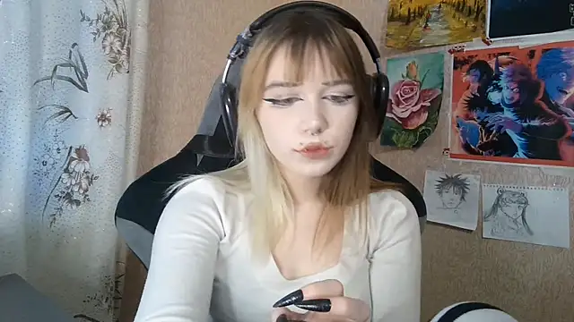 Snapshot of MilaTyan chatting on 06/24/26, 03:21 MilaTyan online show from 06/24/26, 03:21
