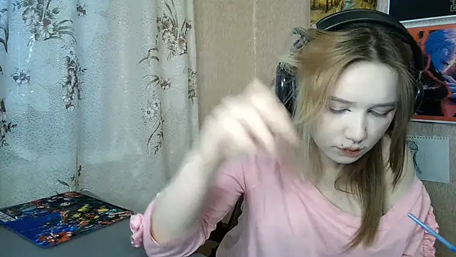 Snapshot of MilaTyan chatting on 04/27/26, 03:54 MilaTyan online show from 04/27/26, 03:54