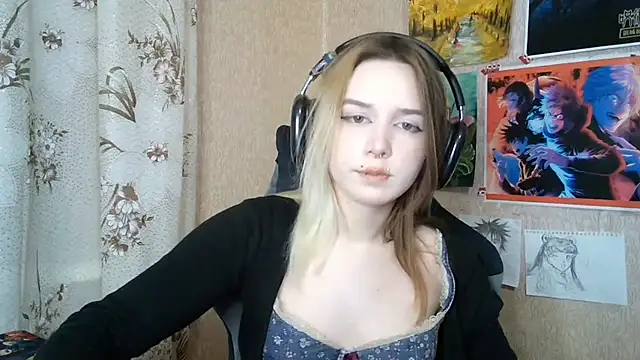 Snapshot of MilaTyan chatting on 04/30/26, 08:57 MilaTyan online show from 04/30/26, 08:57