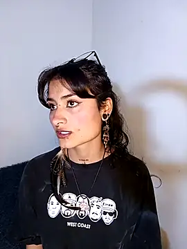 Lili  Clan online show from 03/03/26, 06:15