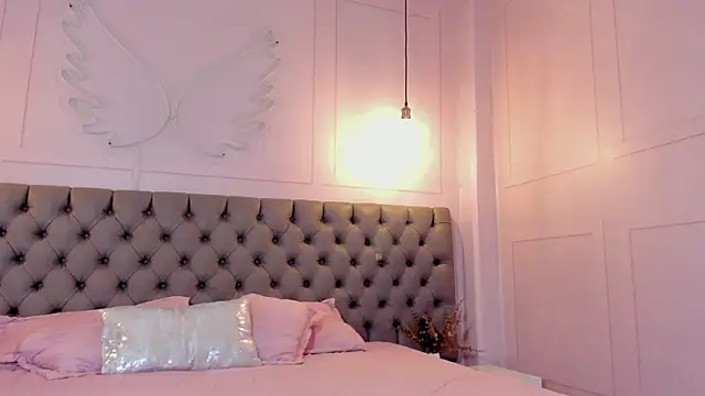 hillary bigbutt online show from 03/10/26, 04:05