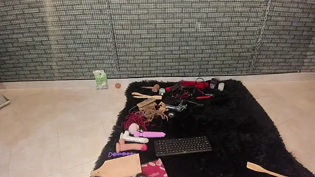 hillary bigbutt online show from 04/19/26, 11:55