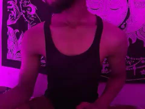 Snapshot of Robyne_xx chatting on 02/19/26, 05:43 Robyne xx online show from 02/19/26, 05:43