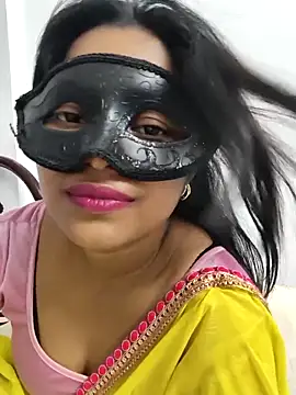 Cute-aryaa online show from 04/27/26, 03:32