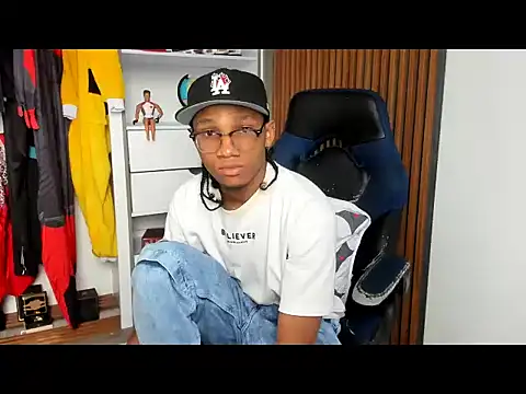 Snapshot of yandi_hot chatting on 02/25/26, 01:55 yandi hot online show from 02/25/26, 01:55