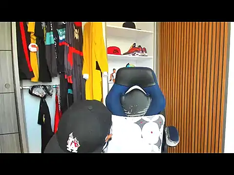 Snapshot of yandi_hot chatting on 02/16/26, 06:17 yandi hot online show from 02/16/26, 06:17