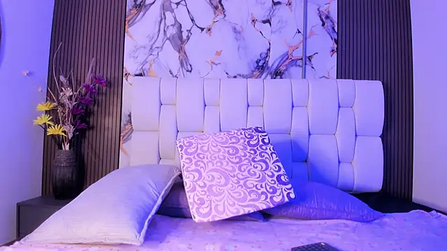 alisstarr online show from 04/15/26, 11:27