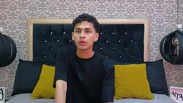 Dark Sultan online show from 02/18/26, 08:05