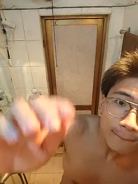 Snapshot of rdan13 chatting on 02/17/26, 01:08 rdan13 online show from 02/17/26, 01:08