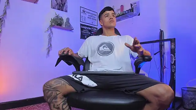 Rob zaens33 online show from 03/03/26, 03:52