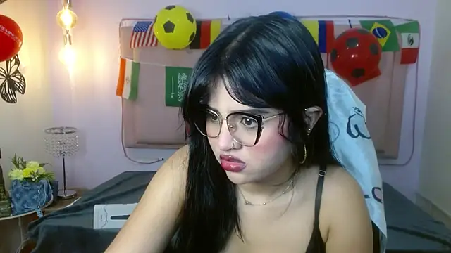 mila quin online show from 06/21/26, 12:33