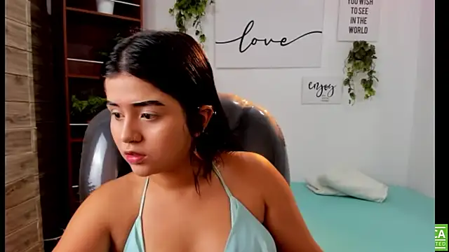 mila quin online show from 07/24/26, 07:54