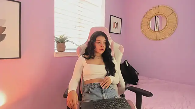 Lummii  online show from 02/27/26, 03:23