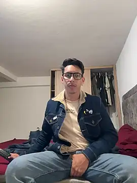 Snapshot of Jack_Frostt chatting on 02/18/26, 03:37 Jack Frostt online show from 02/18/26, 03:37