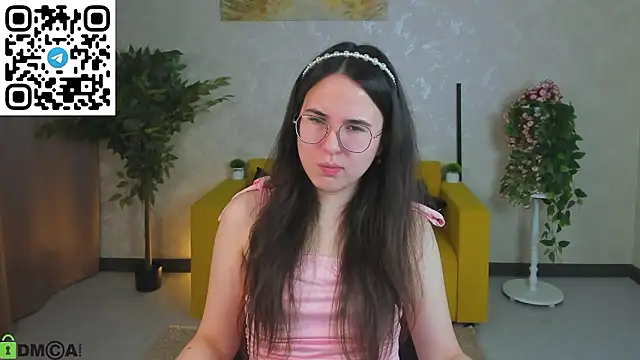 leylamirage online show from 03/07/26, 12:21