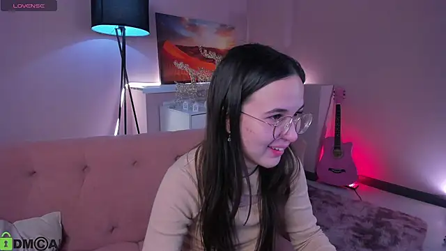 leylamirage online show from 03/01/26, 12:27