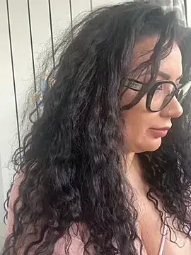 EvaPatricia online show from 03/31/26, 12:40