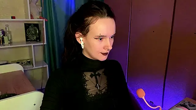 MabelDefina online show from 03/16/26, 11:03