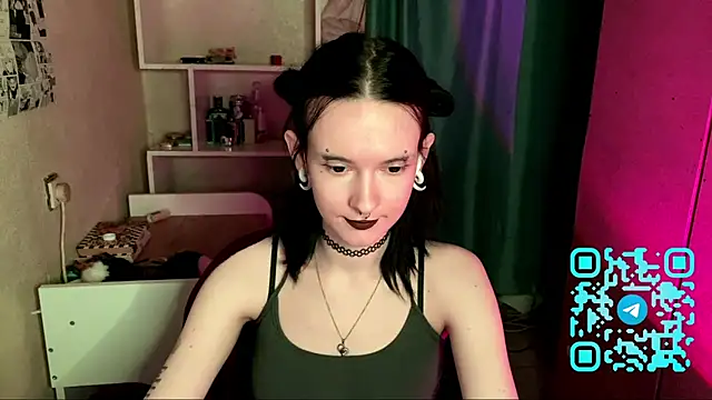 MabelDefina online show from 04/25/26, 01:03