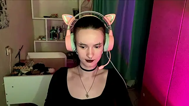 MabelDefina online show from 05/11/26, 05:09