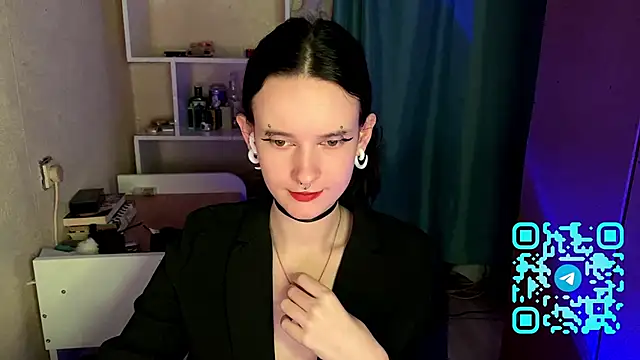 MabelDefina online show from 04/14/26, 01:05