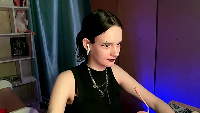 MabelDefina online show from 03/22/26, 11:12