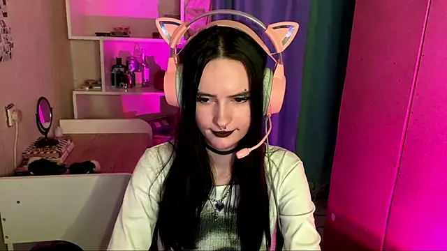 MabelDefina online show from 05/07/26, 07:23