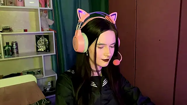 Snapshot of MabelDefina chatting on 02/27/26, 11:10 MabelDefina online show from 02/27/26, 11:10