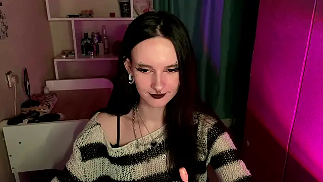 MabelDefina online show from 05/05/26, 05:10