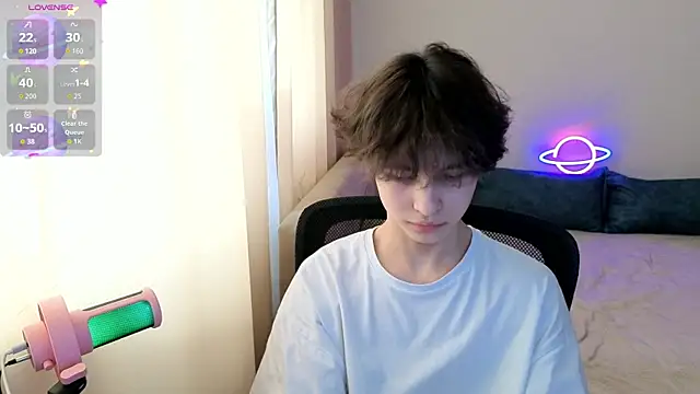  LukaHayes  online show from 04/08/26, 02:18